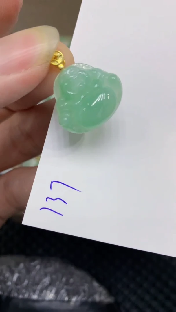 颈饰未镶嵌翡翠缅甸A货翡翠