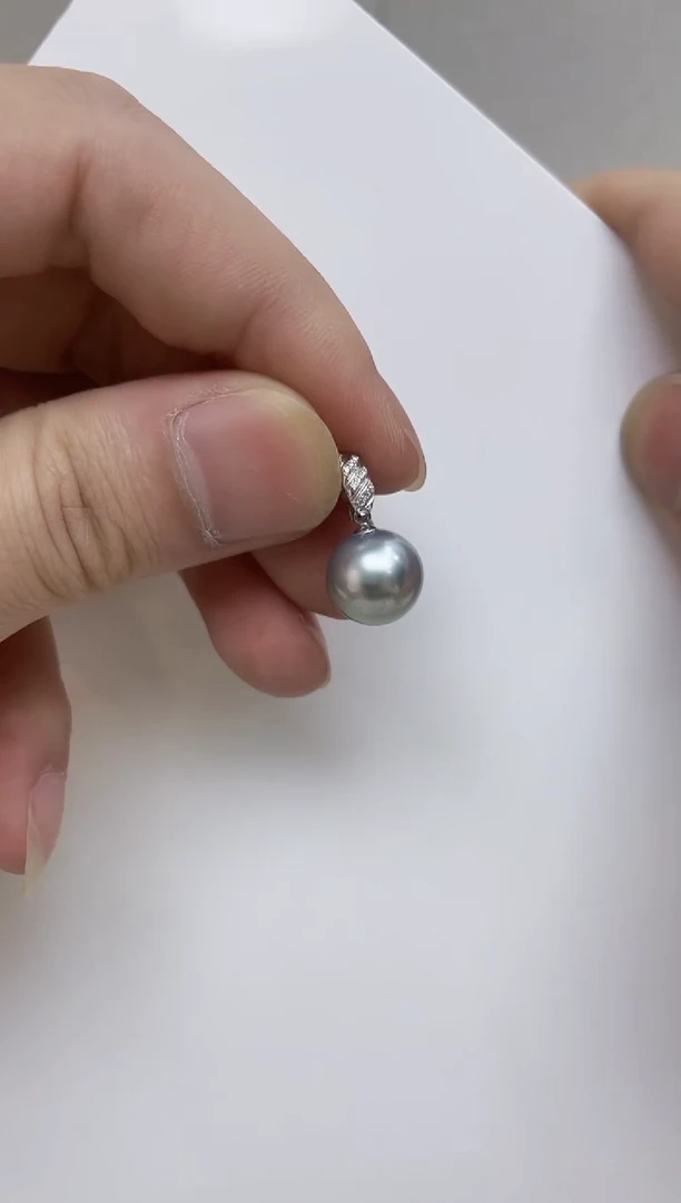 18K金镶嵌颈饰海水珍珠