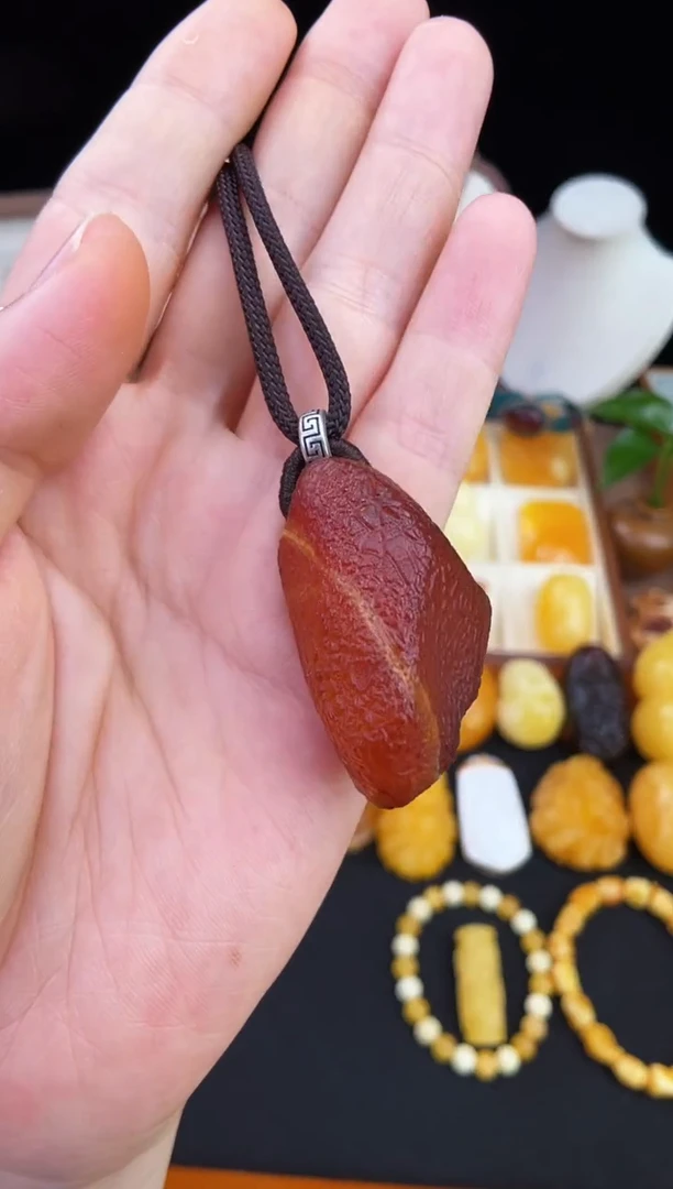 琥珀未镶嵌珠宝奇石柒月