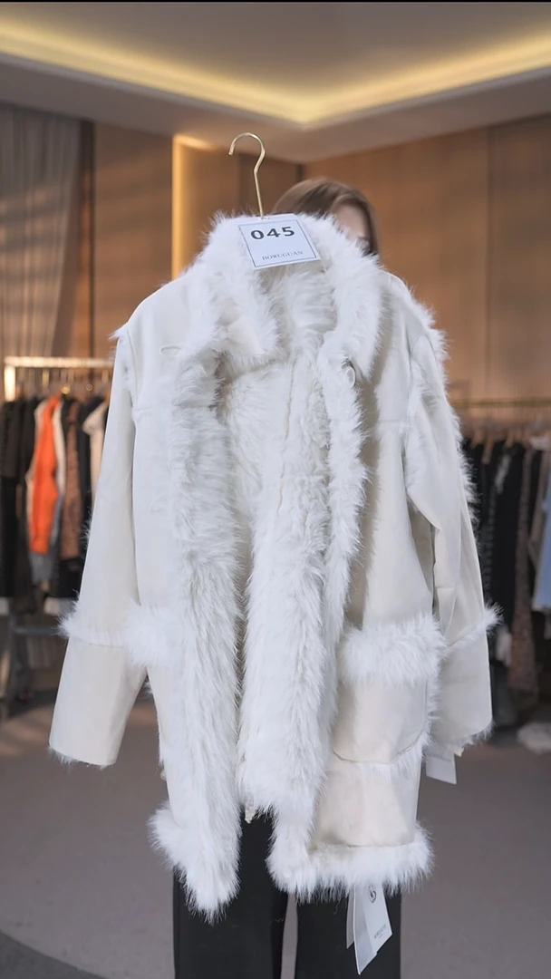 045号XL码140-160斤