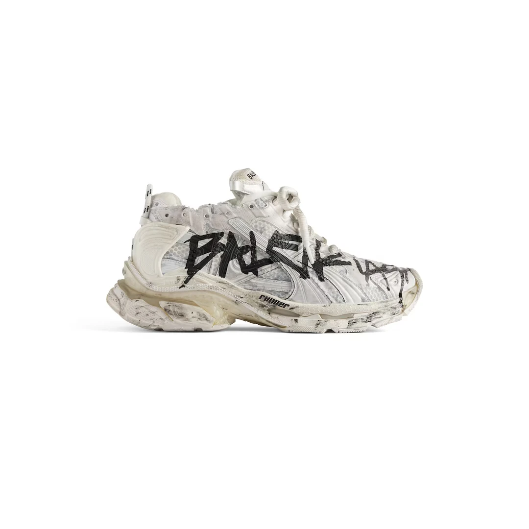 未使用 Balenciaga/巴黎世家 奥莱 涂鸦Runner鞋 3-4周