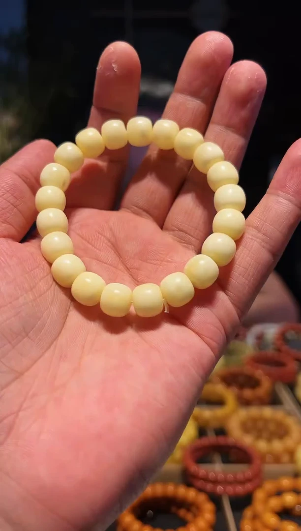 未镶嵌蜜蜡手串10+单圈