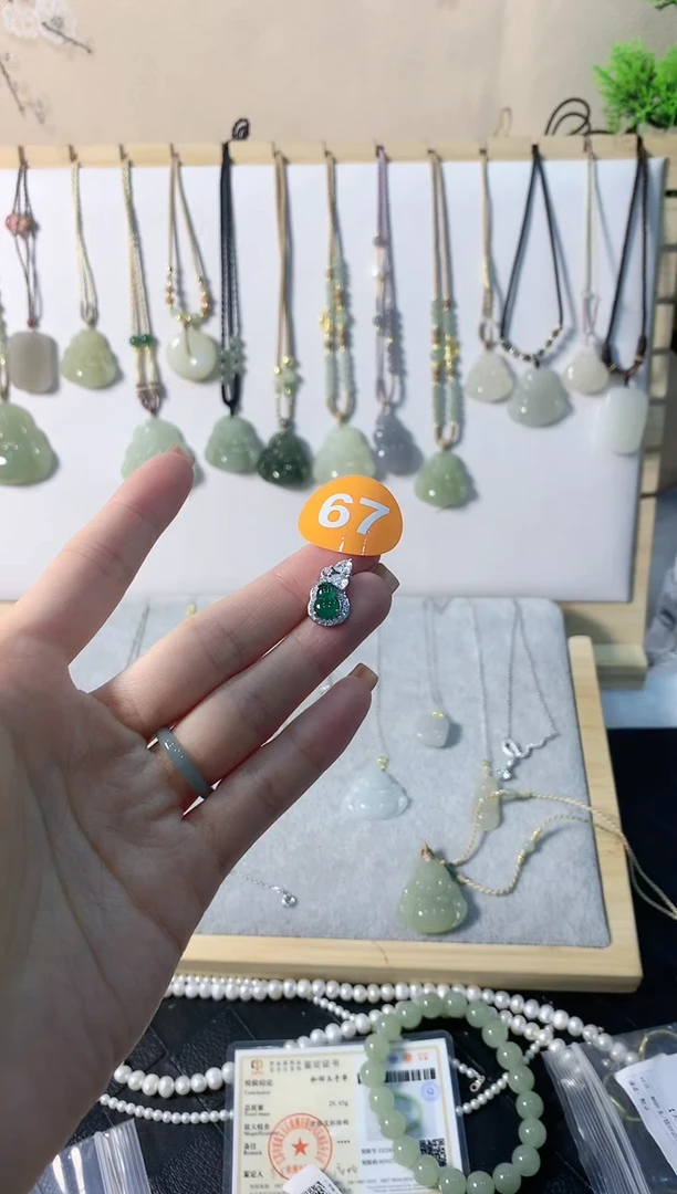 【闪购商品】翡翠颈饰银S925镶嵌吊坠4