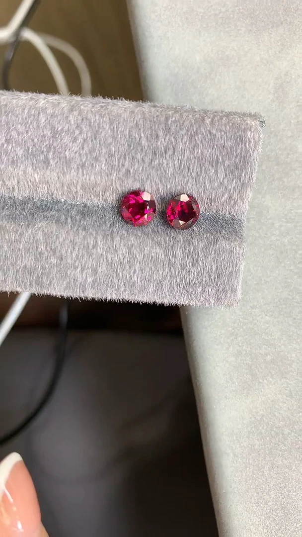 石榴石裸石未镶嵌3裸石多样性发一颗