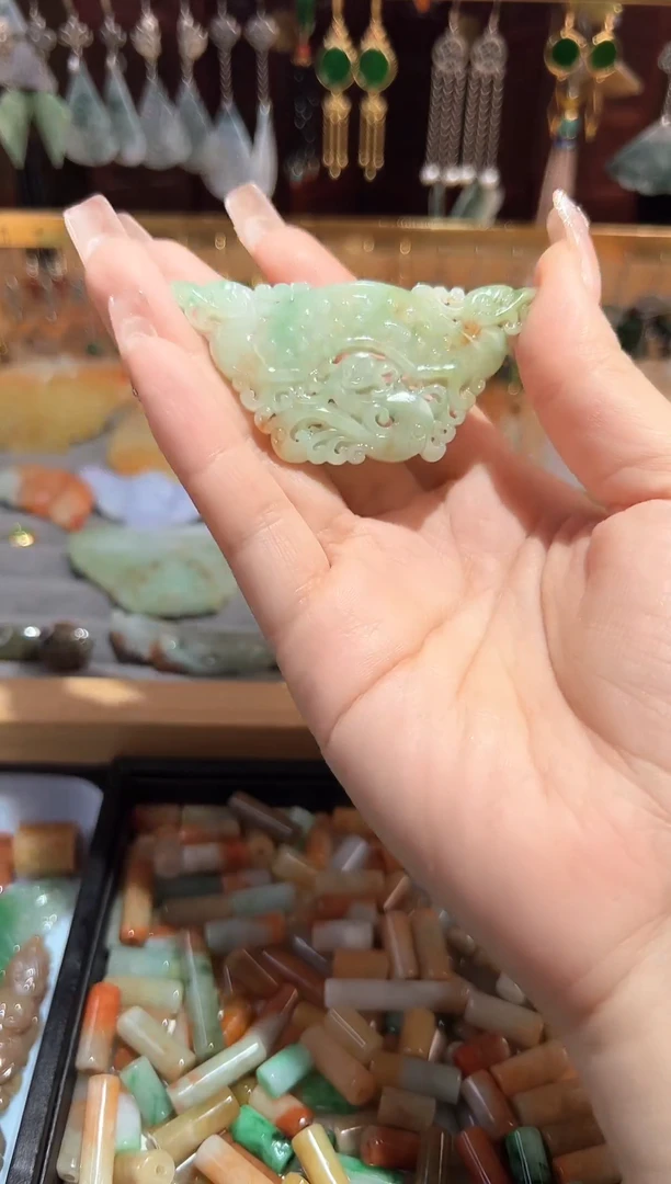 【闪购商品】定制翡翠未镶嵌翡翠