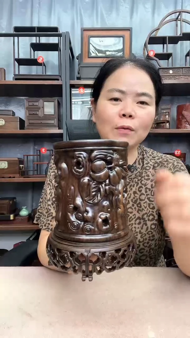 鸡翅木类端景台新款3+桃笔筒