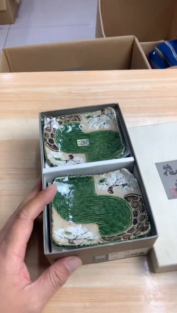 默认微瑕，no退no换，介意勿拍