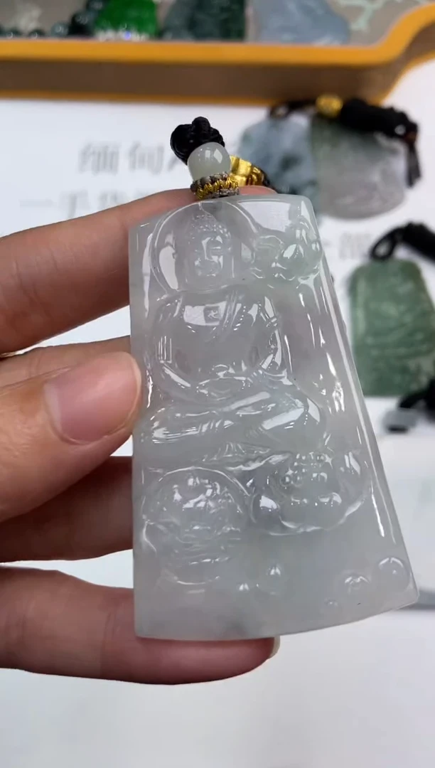 未镶嵌挂件翡翠370764    多人