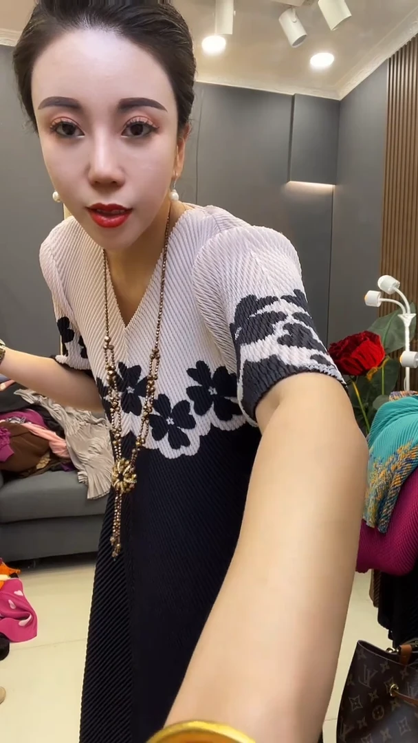 聚酯纤维（涤纶）山茶花