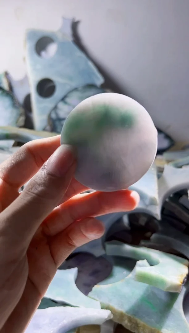 翡翠裸石缅甸翡翠A货陈6070