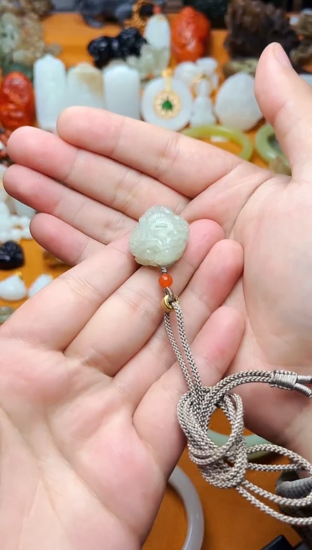 【闪购商品】和田玉颈饰未镶嵌金蟾