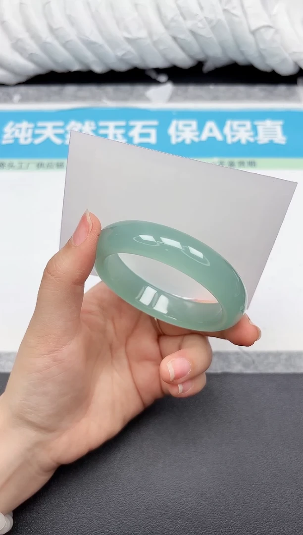 未镶嵌手镯石英质玉281-5758