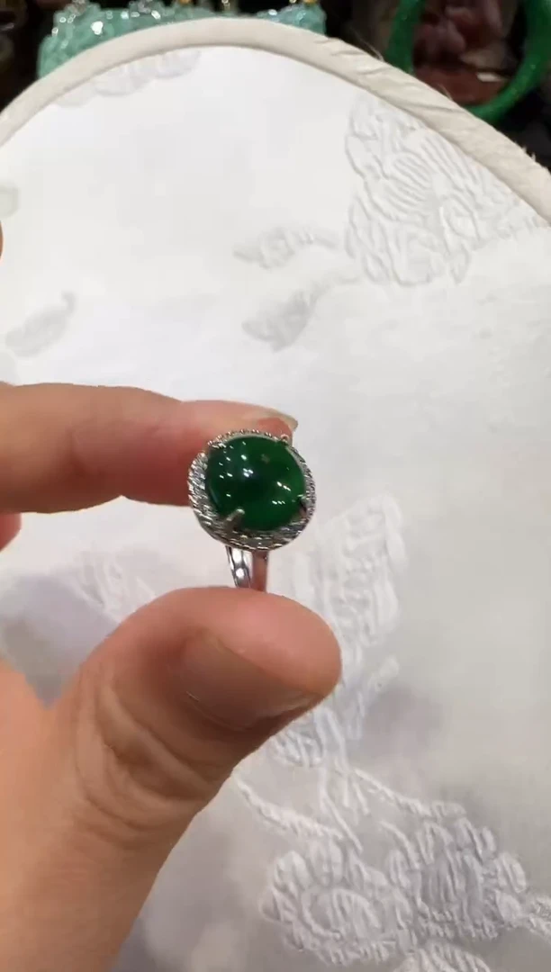 颈饰银S925镶嵌翡翠国风