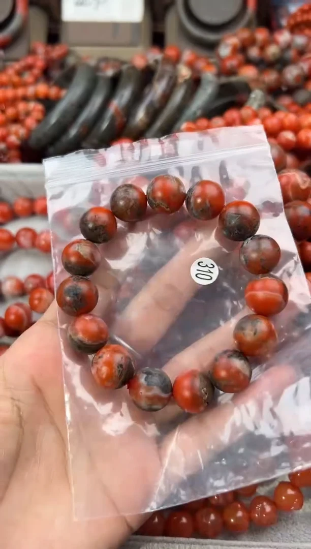 南红玛瑙手串未镶嵌14+