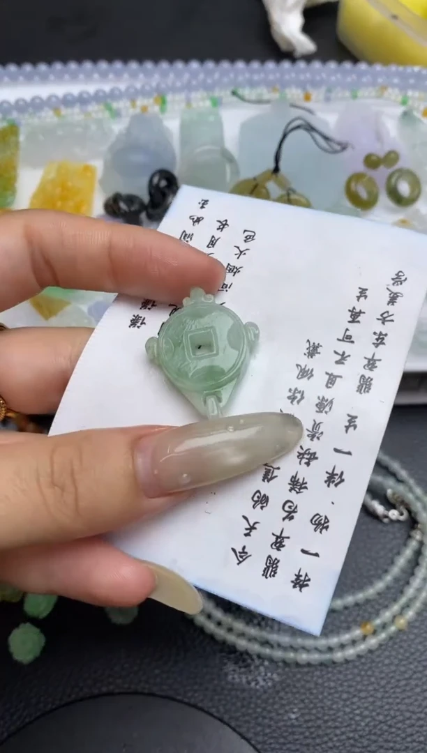 未镶嵌定制翡翠翡翠毛货~