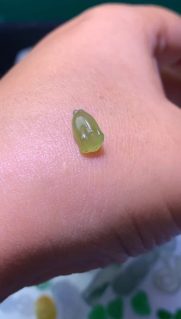 未镶嵌定制翡翠毛货