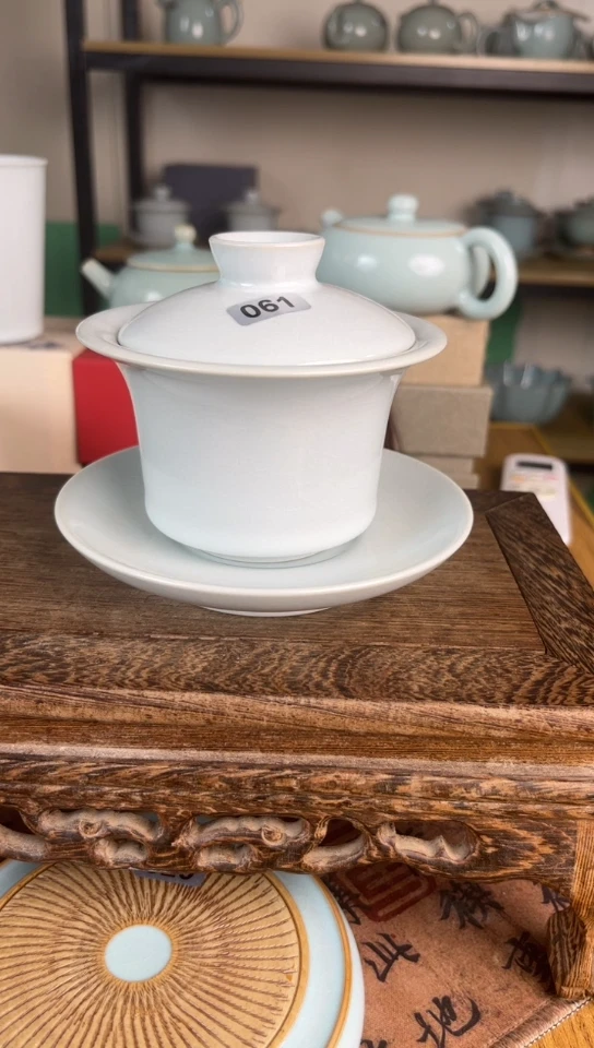 杯061号月白马蹄三才盖碗微微不完美