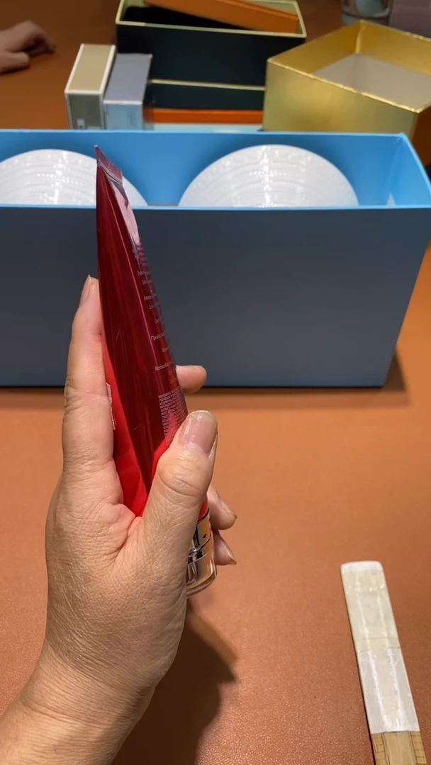 瓷片品牌 包包香水手表护肤品@@1