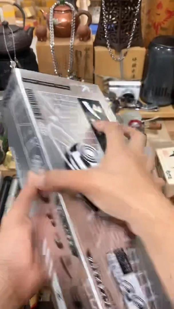 瓷片闪购商品  如图所示