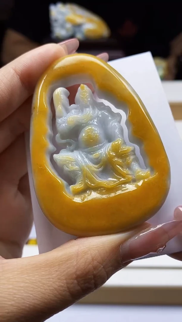 翡翠未镶嵌颈饰翡翠A货