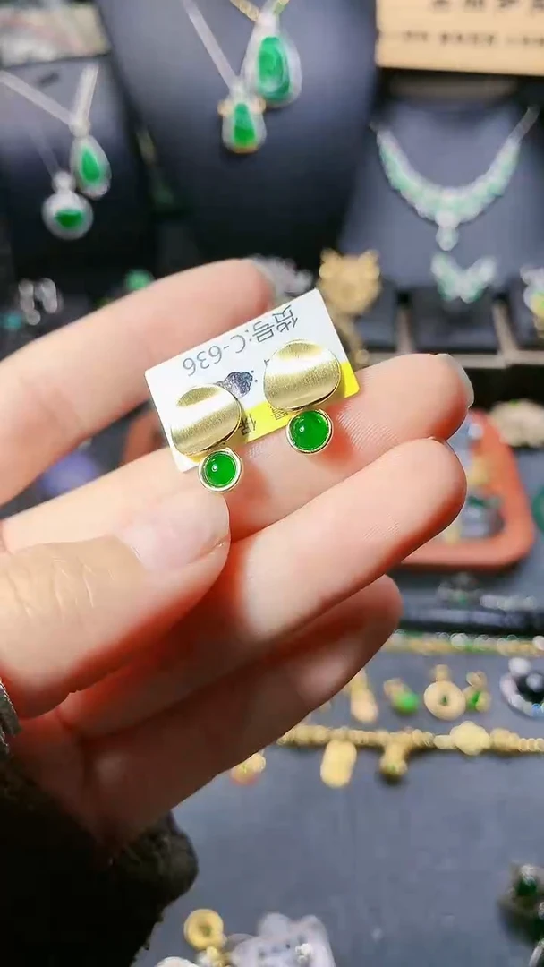 【闪购商品】翡翠耳饰银S925镶嵌耳饰