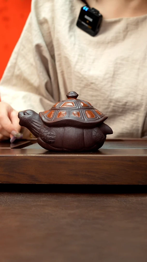 茶壶紫砂紫泥富甲一方手抓壶260cc左右