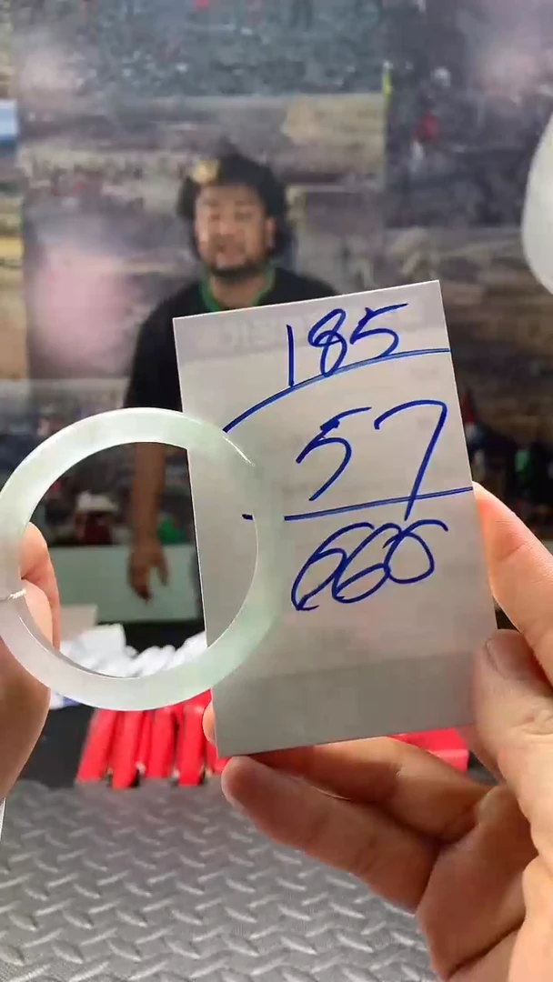 AAAAAA手镯      57/185