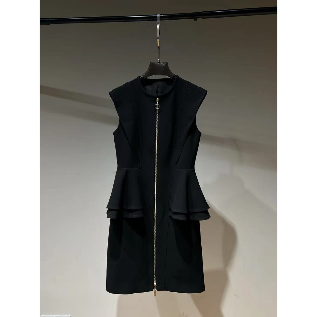 80610 荷叶边收腰连衣裙 4