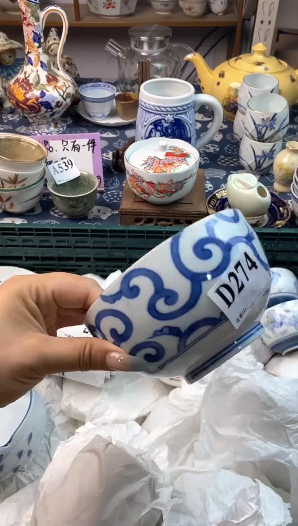 瓷片[○･｀Д´･ ○][○･｀Д´･ ○]