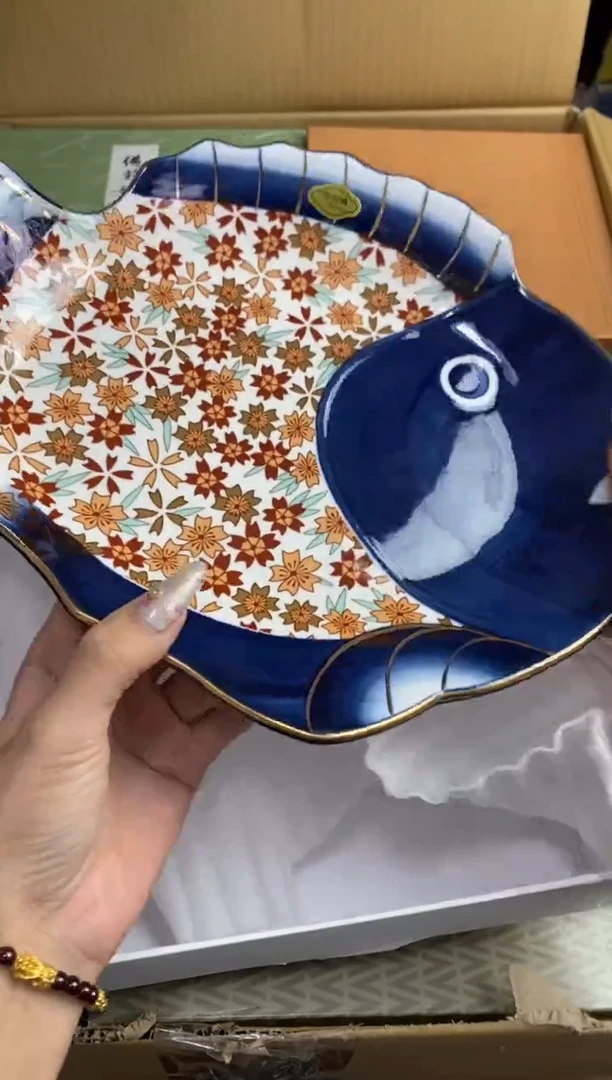 【闪购商品】瓷片隆莲瓷器欢迎大家