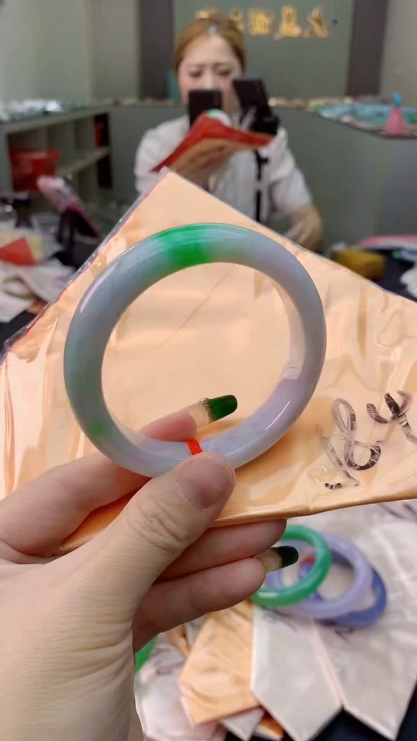 未镶嵌手镯翡翠0667852712