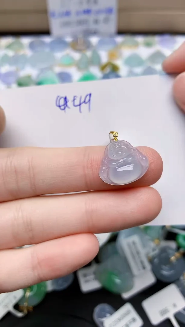 翡翠18K金镶嵌颈饰天然翡翠A货