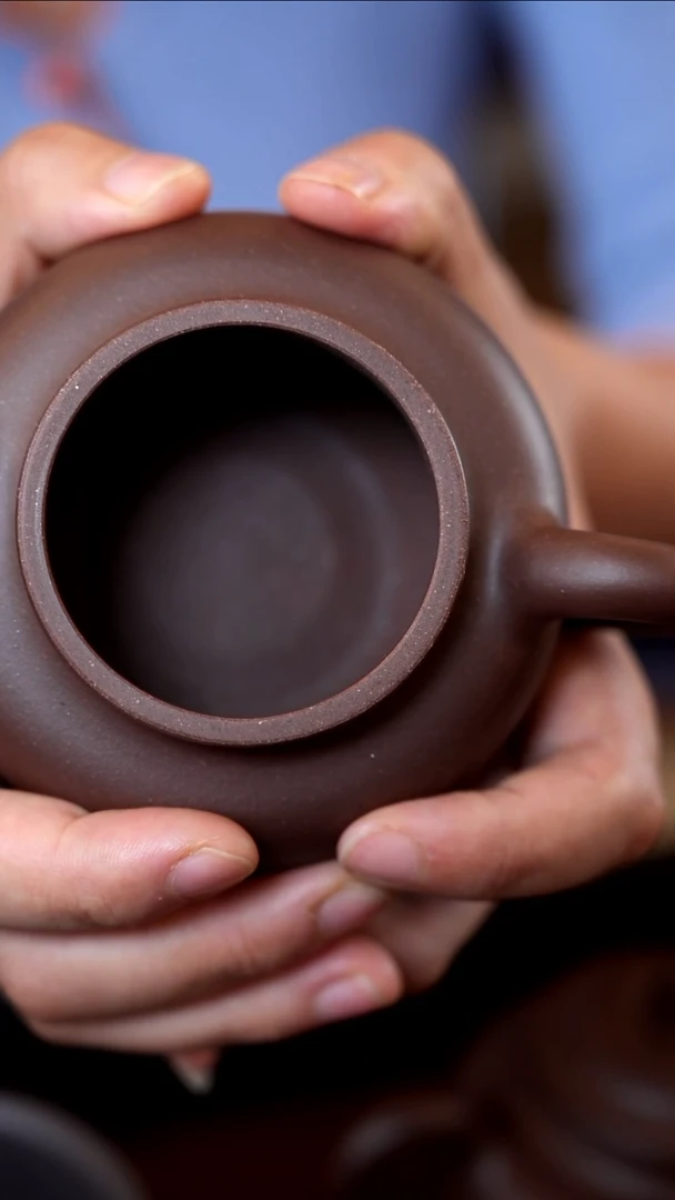 茶壶紫砂撒顶底槽青 掇只