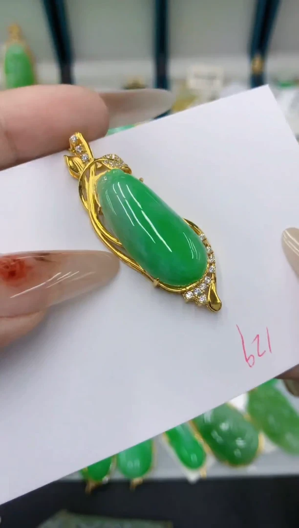 颈饰未镶嵌翡翠11111