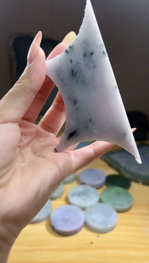 翡翠未镶嵌颈饰翡翠A货 温谭544