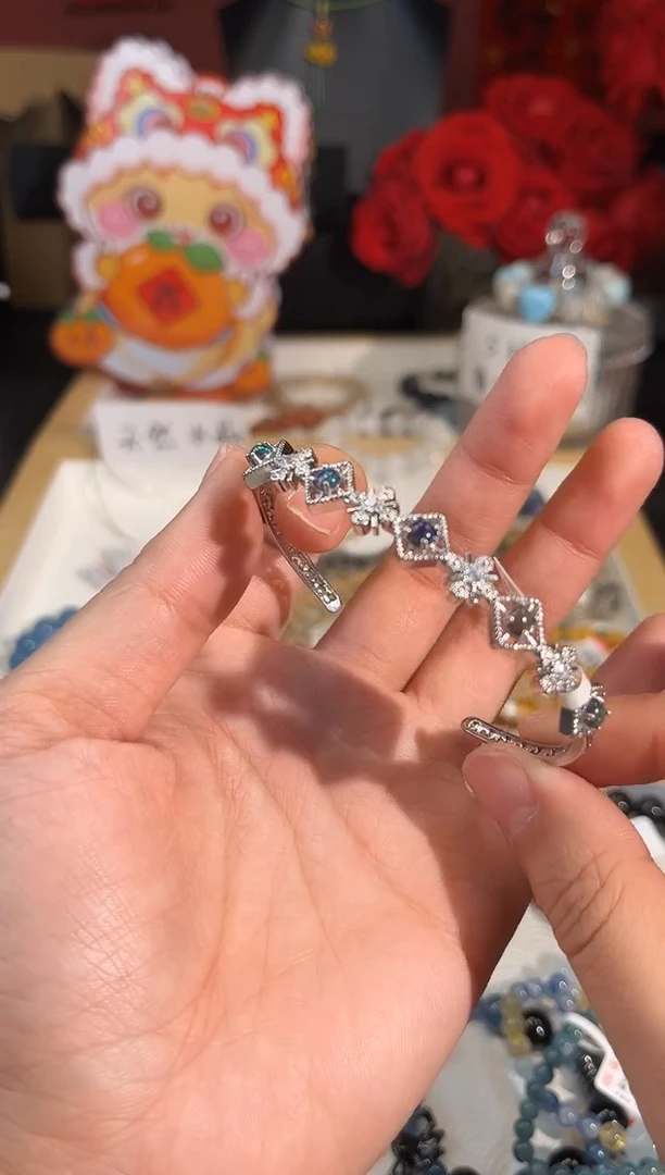 【闪购商品】欧泊手链未镶嵌Q342多样性发货一件