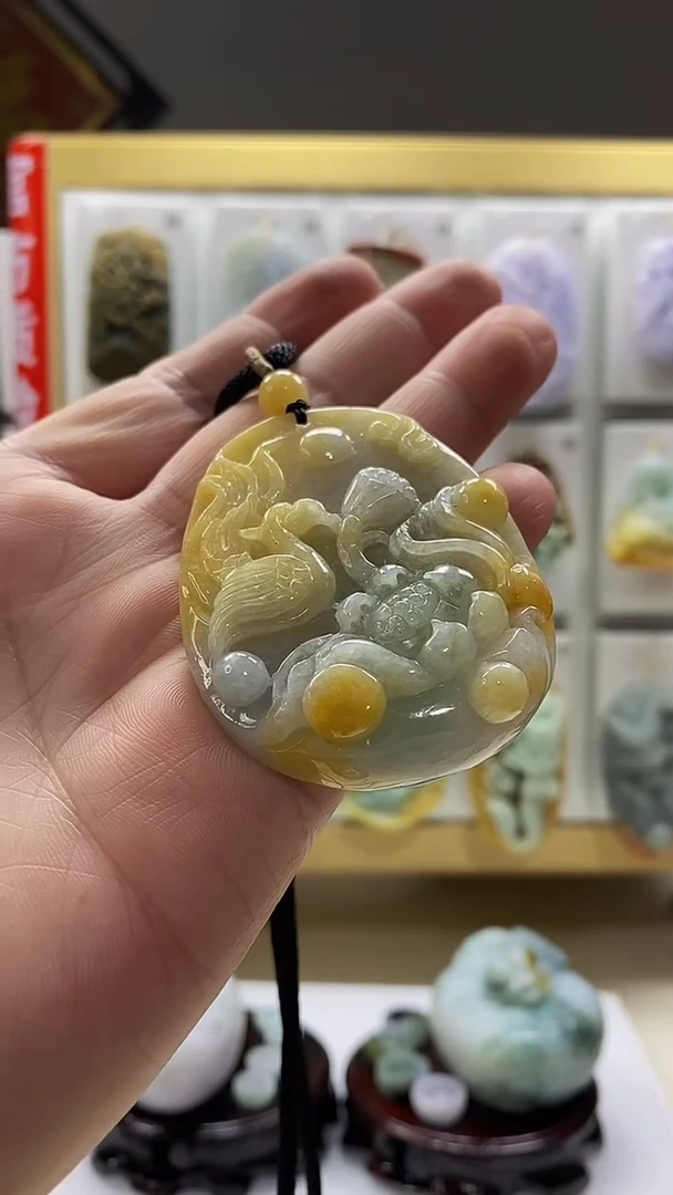 翡翠未镶嵌颈饰翡翠A货2025/5/28