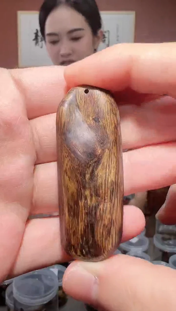 沉香吊坠3号芽庄多样性发一