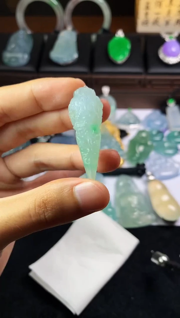 未镶嵌定制翡翠S毛货不退不换