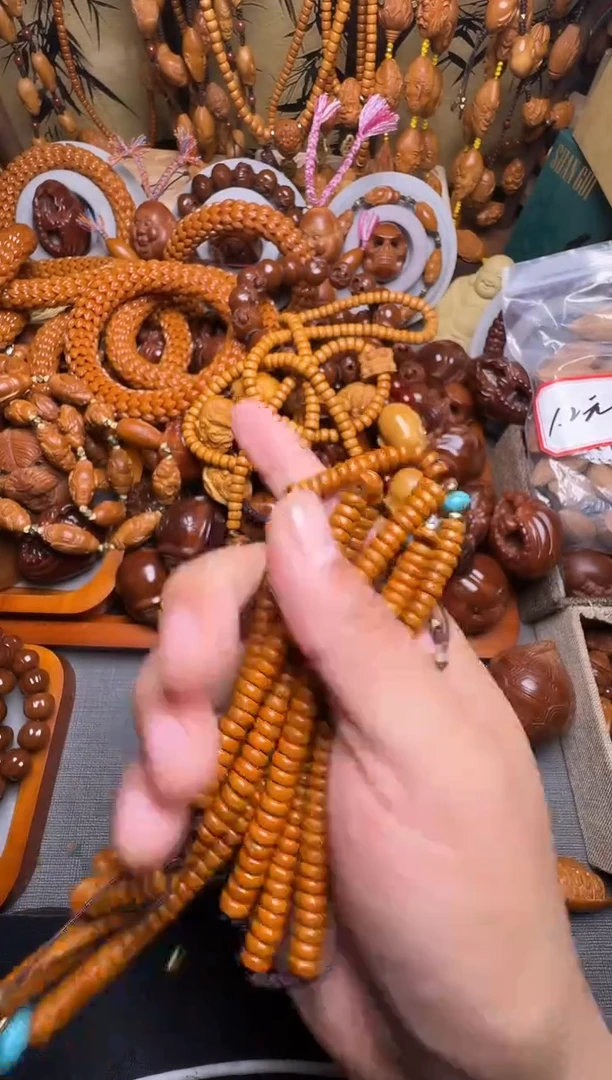 手串橄榄核手串一个