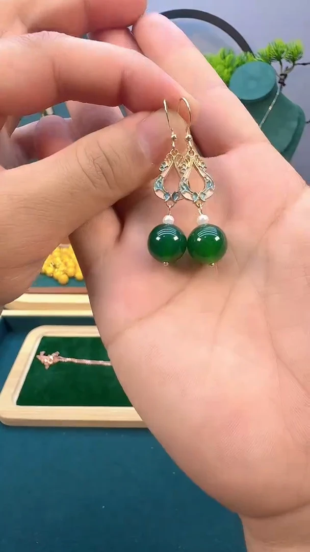 翡翠14K金镶嵌耳饰E53