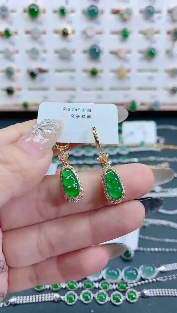 银S925镶嵌翡翠耳饰天然翡翠