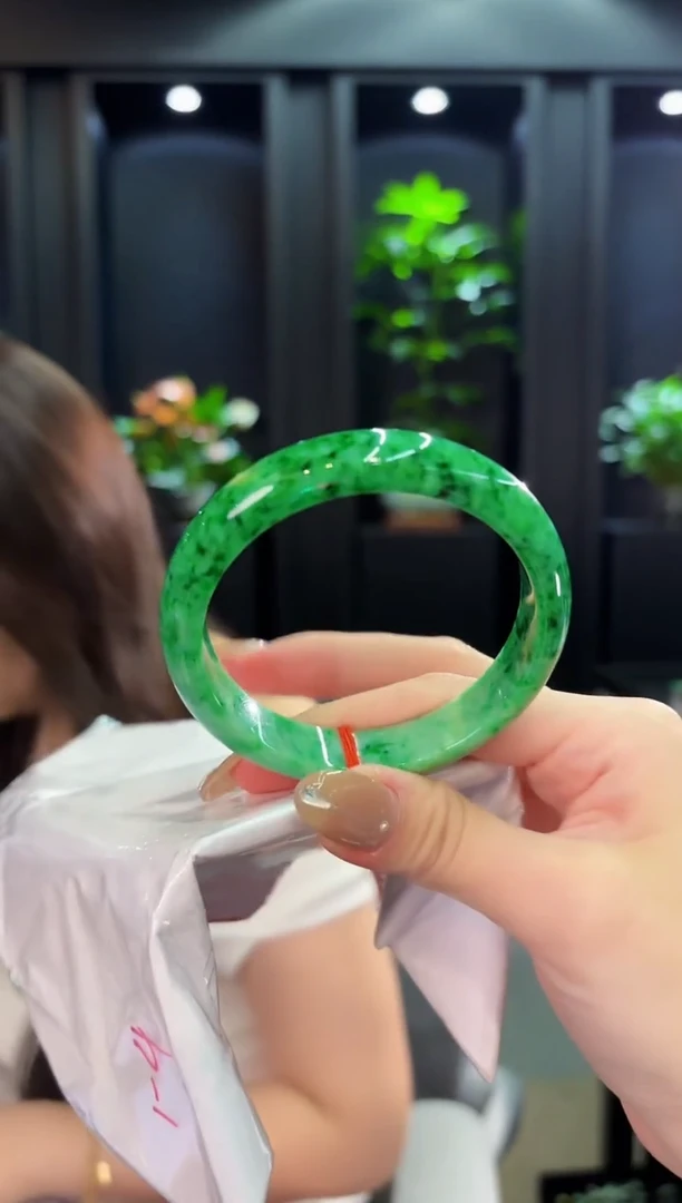 翡翠手镯未镶嵌4缅料A货/支持复检/一件