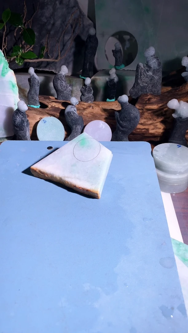 翡翠未镶嵌吊坠(不含链)E537