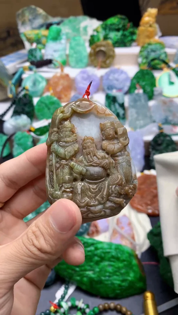 颈饰未镶嵌翡翠辽****浩天然A货翡翠