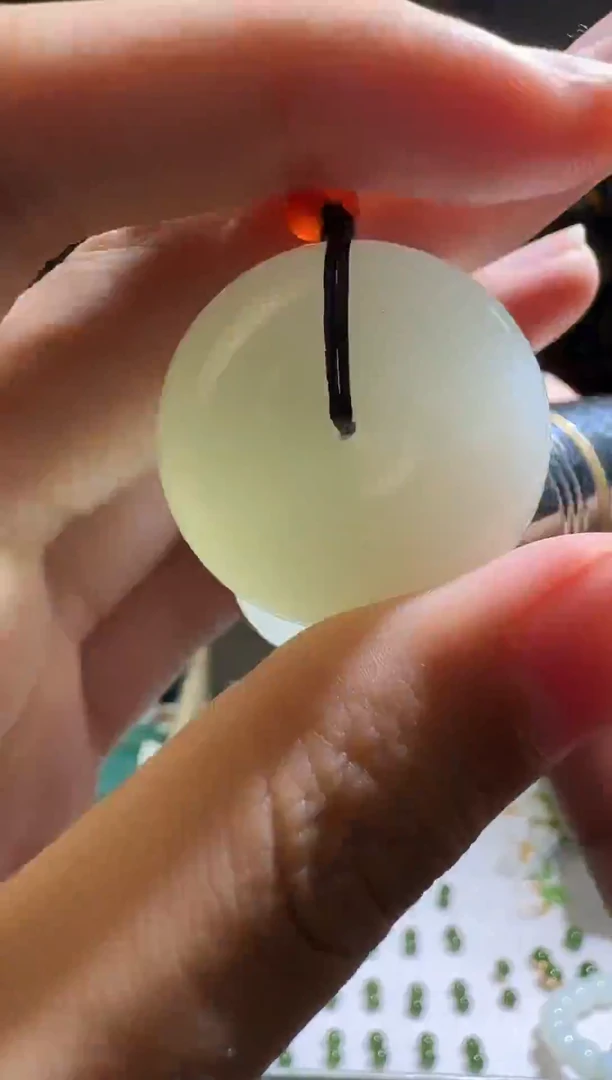 吊坠(不含链)未镶嵌和田玉平安扣