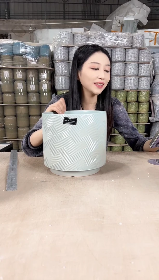 【闪购商品】陶瓷缩脚斜纹深绿大号22x20