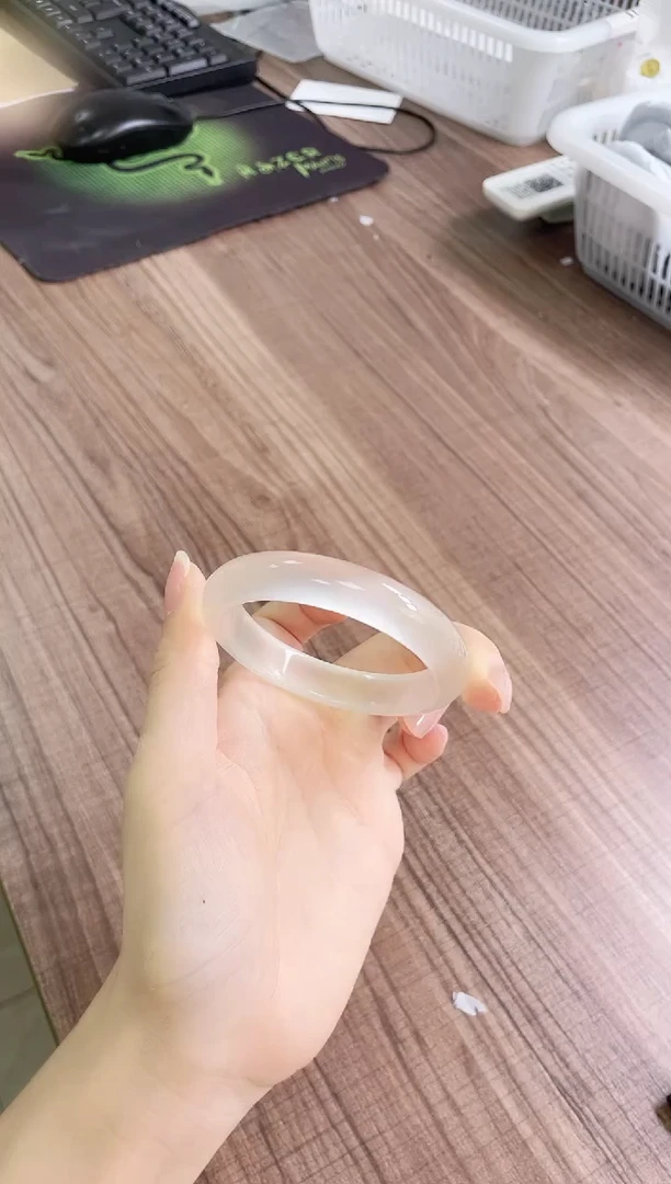 未镶嵌手镯石英质玉281-53