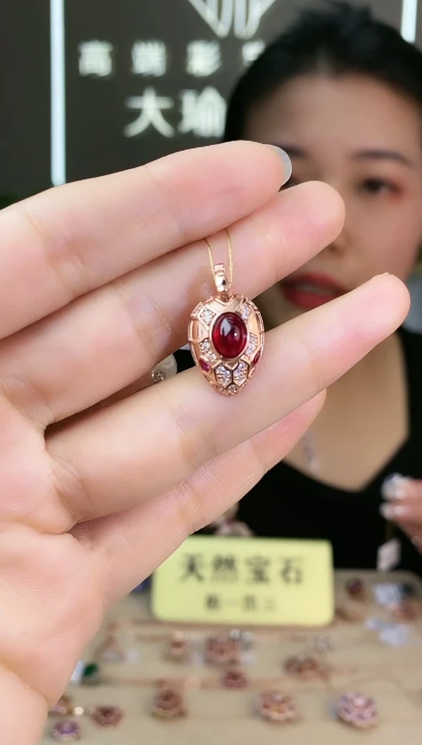 【闪购商品】红宝石颈饰银S925镶嵌颈饰