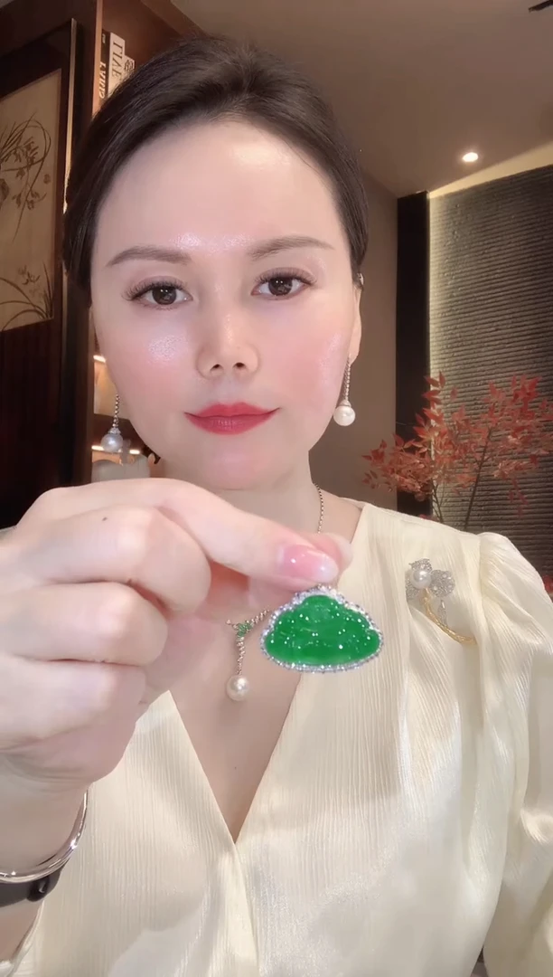 吊坠(不含链)18K金镶嵌翡翠A107